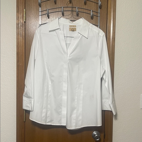 Investments the Taylor Classic White Button Down V-Neck Shirt 3/4 Sleeve Size 22 - Picture 4 of 9